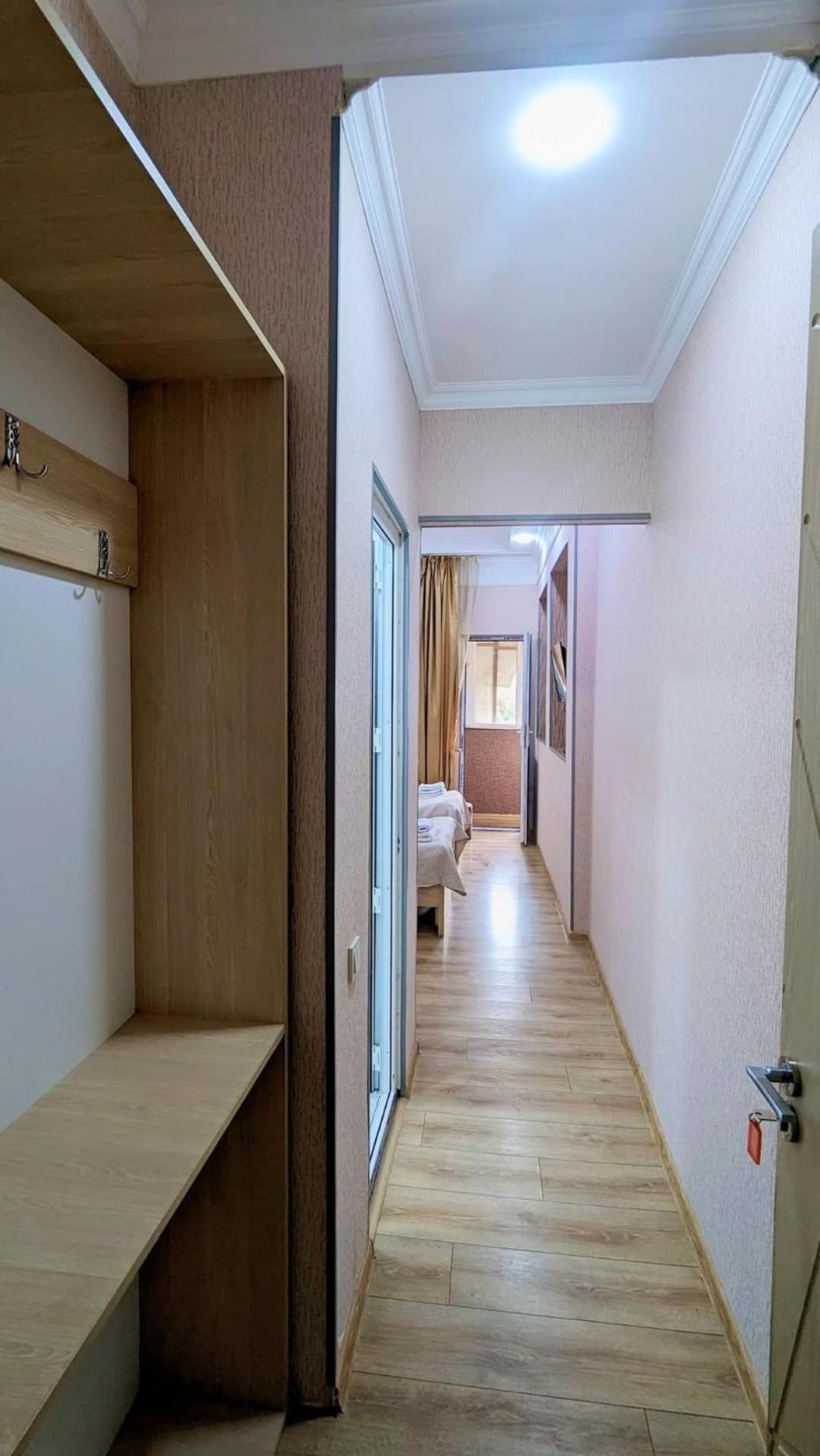 Dkd-Bridge Hotel Тбілісі Екстер'єр фото